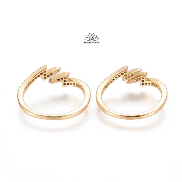 Lighning Bolt Ring | Gold Plated Brass - Picture 4 of 9
